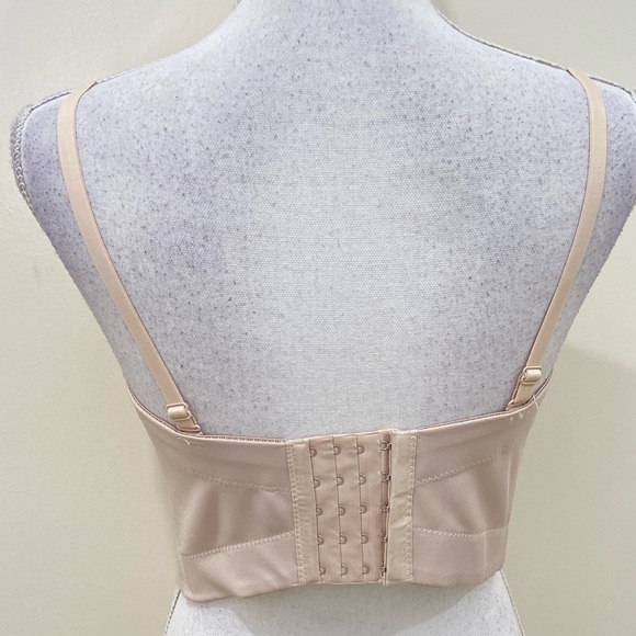 Pearl encrusted corset bustier blush nude like new size medium - Picture 7 of 9